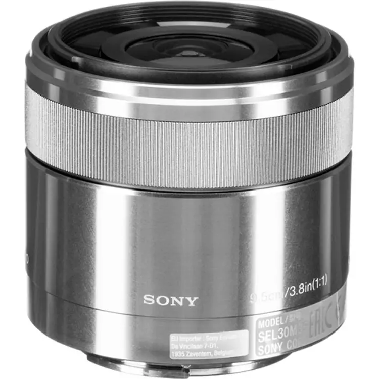 نقد و بررسی لنز سونی Sony E 30mm F/3.5 Macro - فروشگاه های اینترنتی