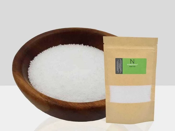 اسید استئاریک 1810 چه ویژگی هایی دارد و چرا در صنایع آرایشی مورد استفاده قرار می گیرد؟