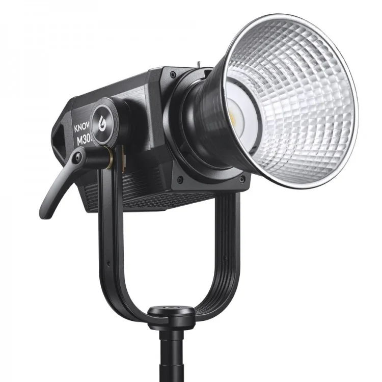 نقد و بررسی ویدیو لایت سینمایی گودوکس Godox M300Bi LED Bi-color - فروشگاه های اینترنتی
